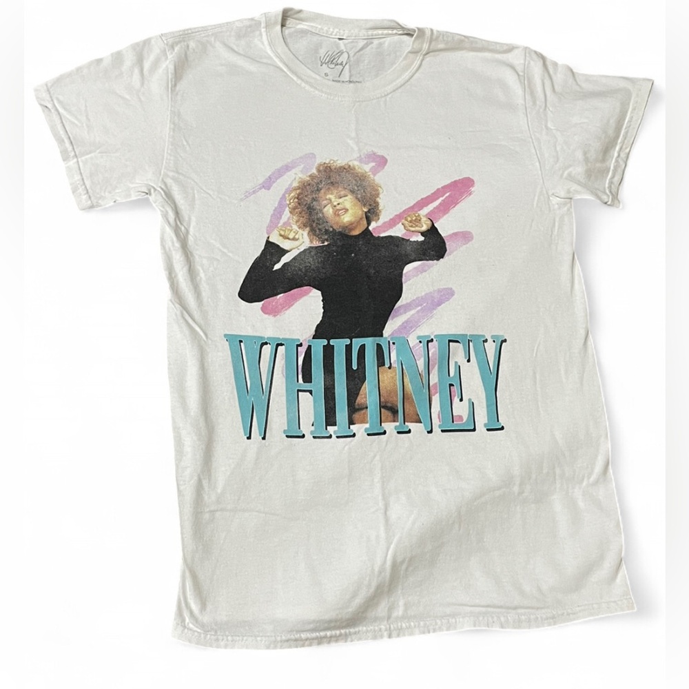 WHITNEY HOUSTON GRAPHIC TEE